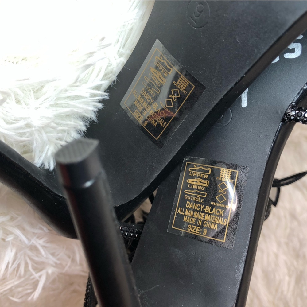 Azalea Wang Black Wrap-Around Sandals with Butterfly accent size - Picture 14 of 15